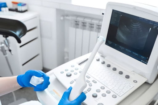 Ultrassom transvaginal com preparo intestinal